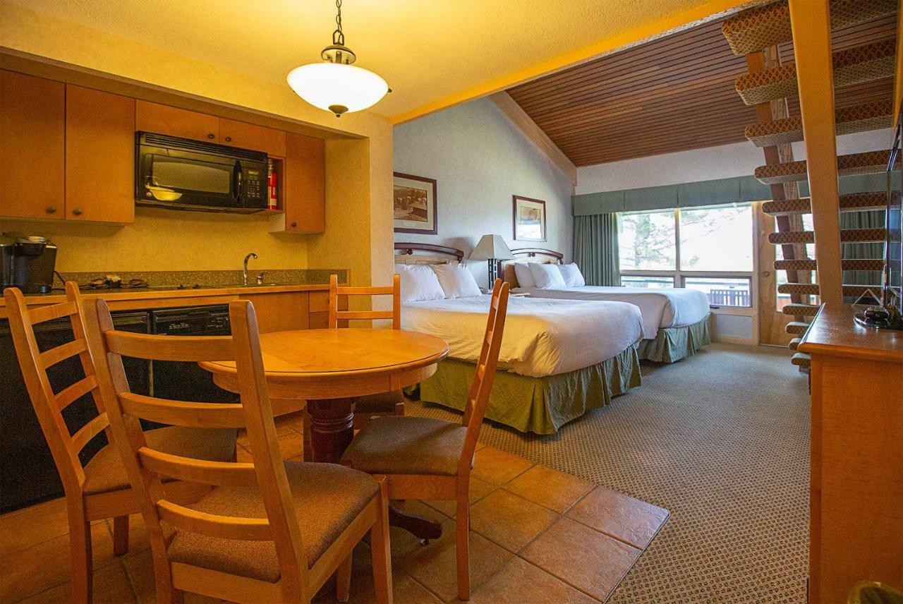 Fairmont Hot Springs Resort Exterior foto