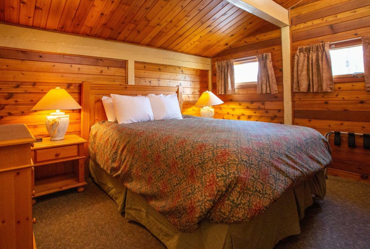 Fairmont Hot Springs Resort Exterior foto